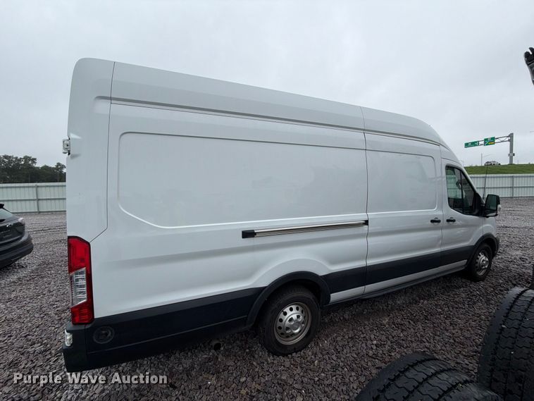 image for item YA4618 2022 Ford Transit 350 delivery van