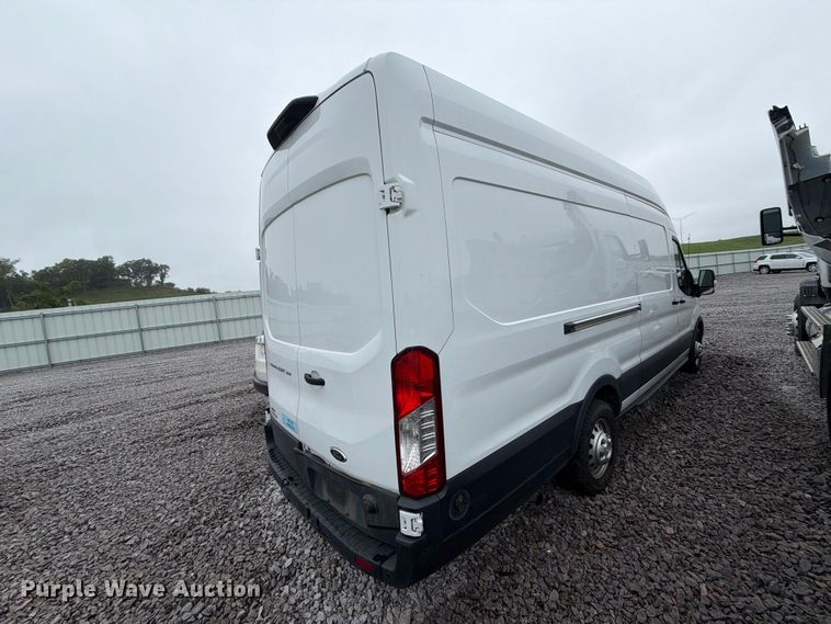 image for item YA4618 2022 Ford Transit 350 delivery van