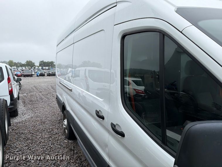 image for item YA4618 2022 Ford Transit 350 delivery van