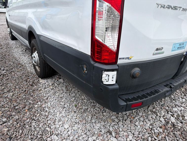 image for item YA4618 2022 Ford Transit 350 delivery van