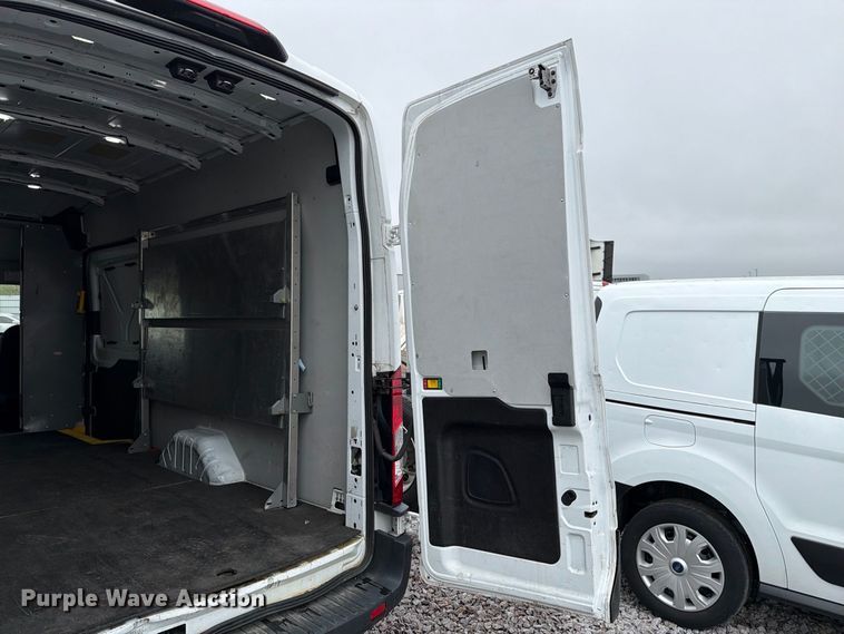 image for item YA4618 2022 Ford Transit 350 delivery van