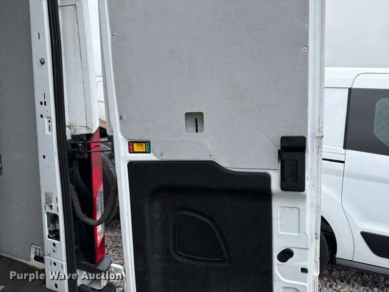 image for item YA4618 2022 Ford Transit 350 delivery van