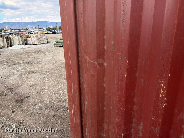 image for item YA4664 2005 CIMC shipping container