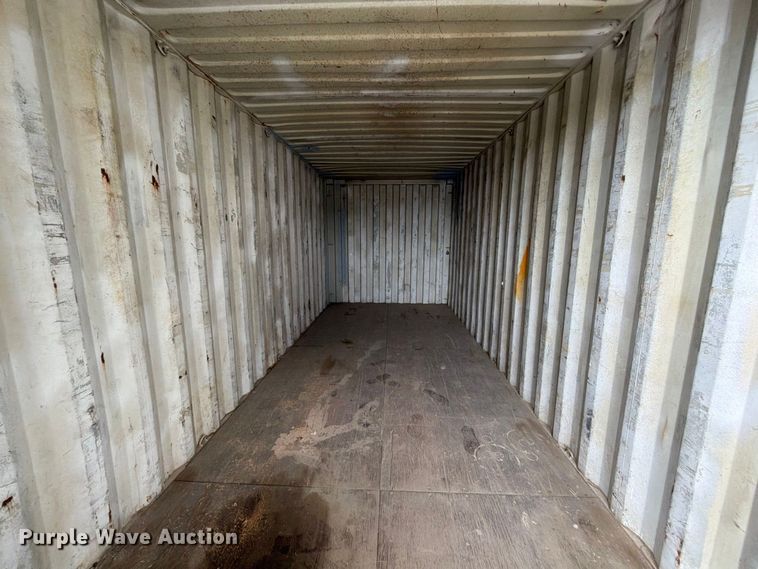 image for item YA4664 2005 CIMC shipping container