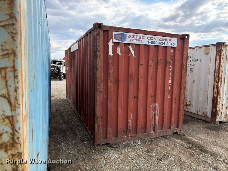 image for item YA4665 2004 CIMC shipping container