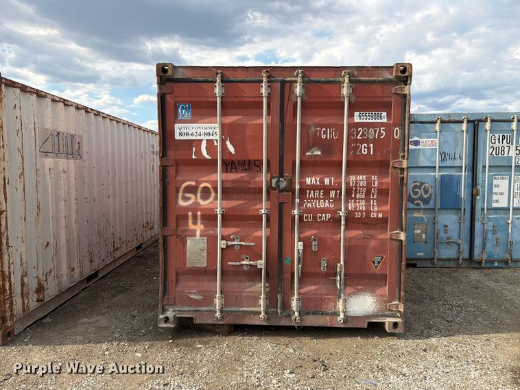 image for item YA4665 2004 CIMC shipping container