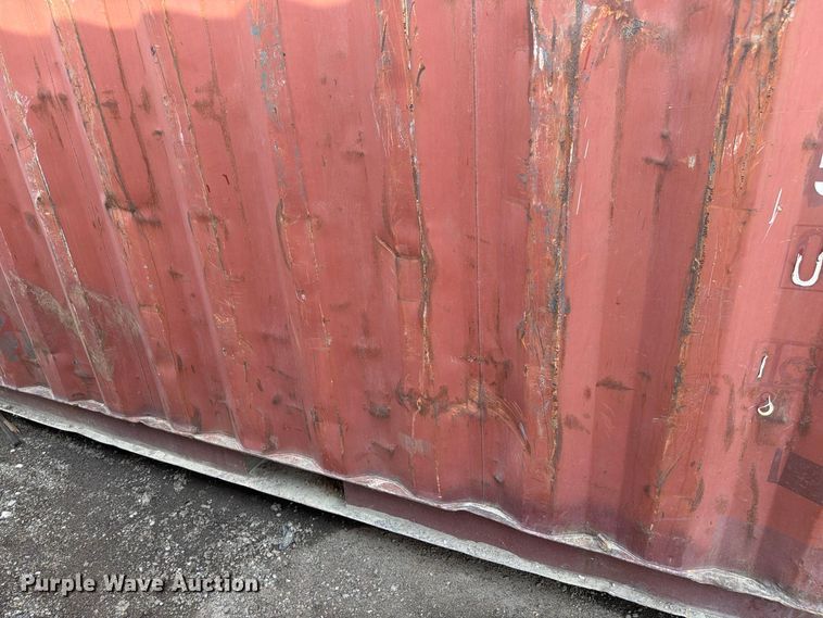 image for item YA4665 2004 CIMC shipping container