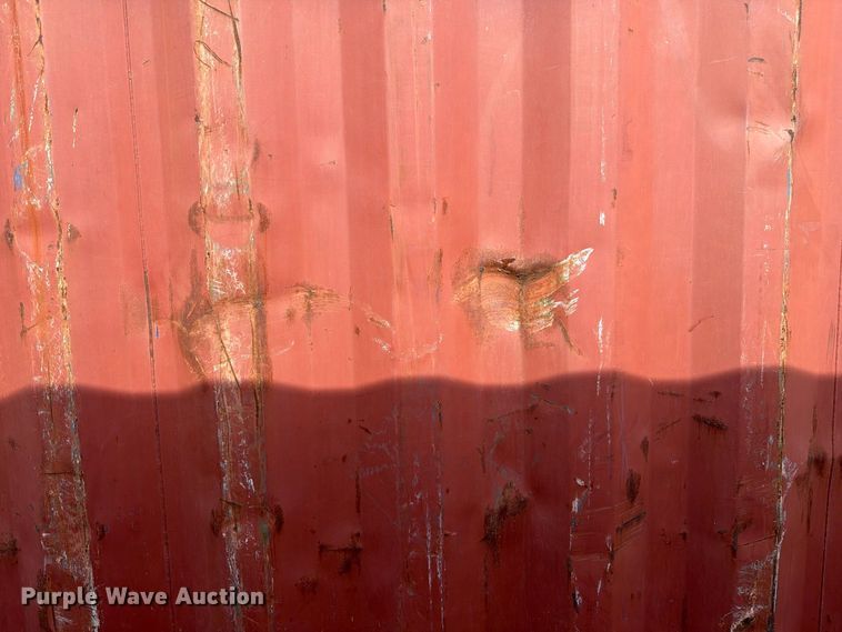 image for item YA4665 2004 CIMC shipping container