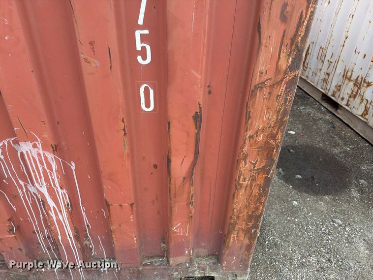 image for item YA4665 2004 CIMC shipping container