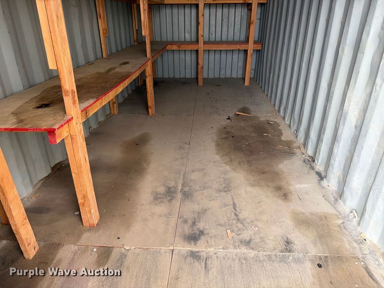 image for item YA4665 2004 CIMC shipping container