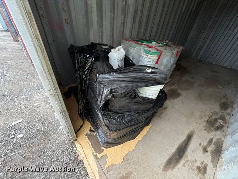 image for item YA4667 1998 CIMC shipping container