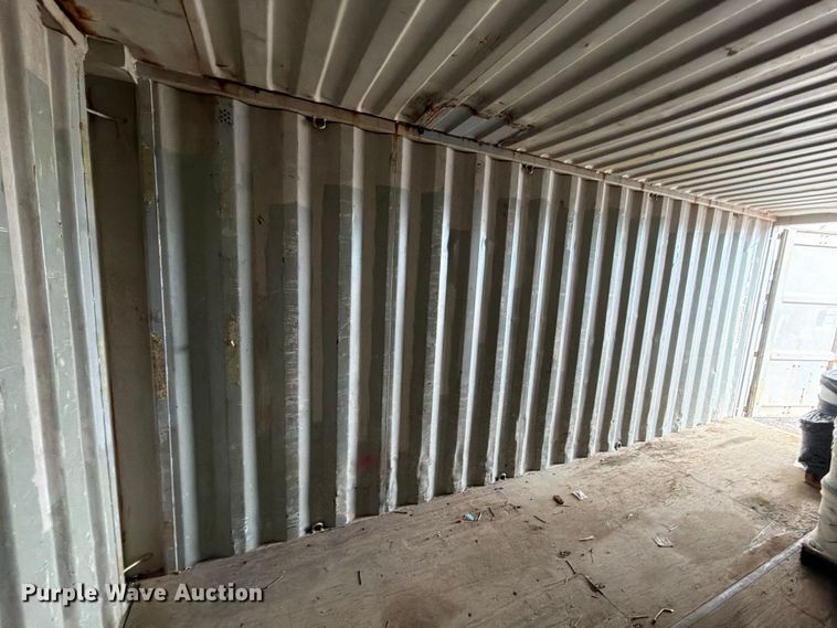 image for item YA4667 1998 CIMC shipping container