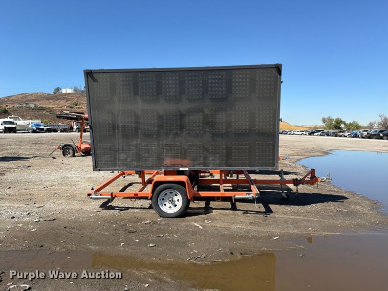 image for item YA4671 (3) 2020 Wanco WTLMB message board trailers