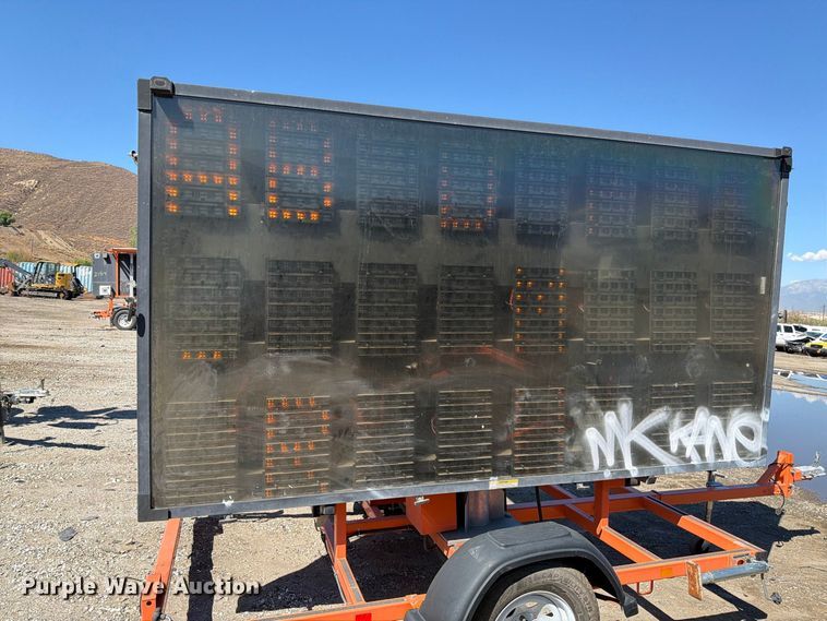 image for item YA4671 (3) 2020 Wanco WTLMB message board trailers