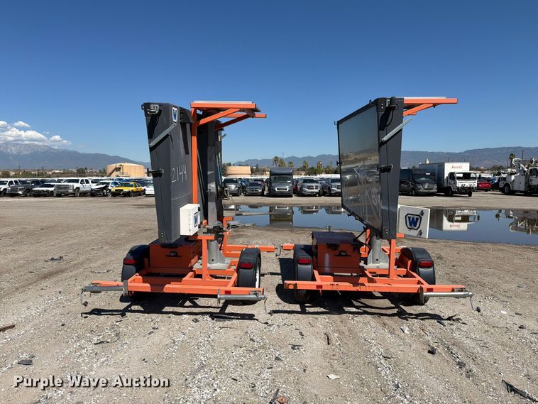 image for item YA4672 (2) 2020 Wanco WVT3 message board trailers