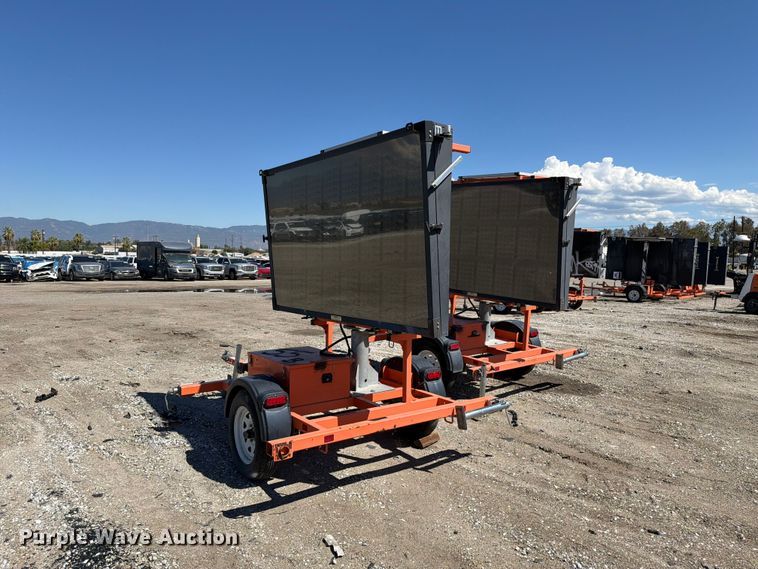 image for item YA4673 (2) 2020 Wanco WVT3 message board trailers