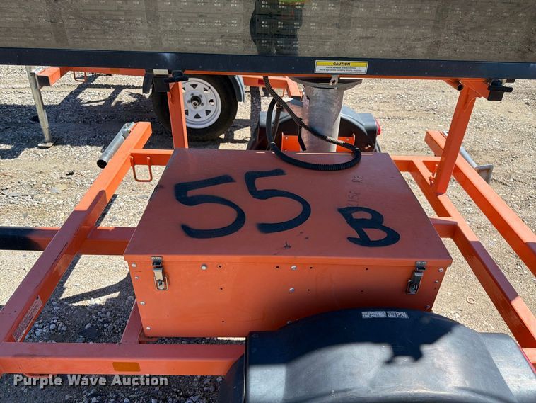 image for item YA4673 (2) 2020 Wanco WVT3 message board trailers