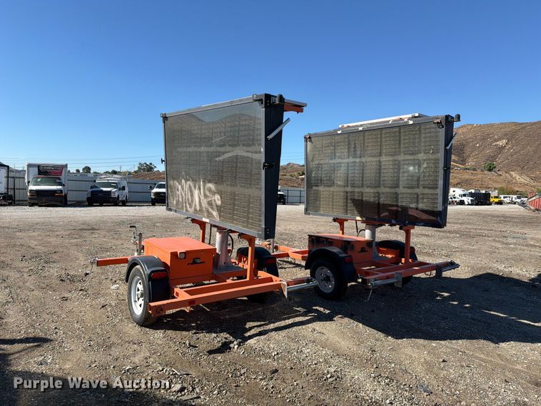 image for item YA4676 (2) 2020 Wanco WVT3 message board trailers