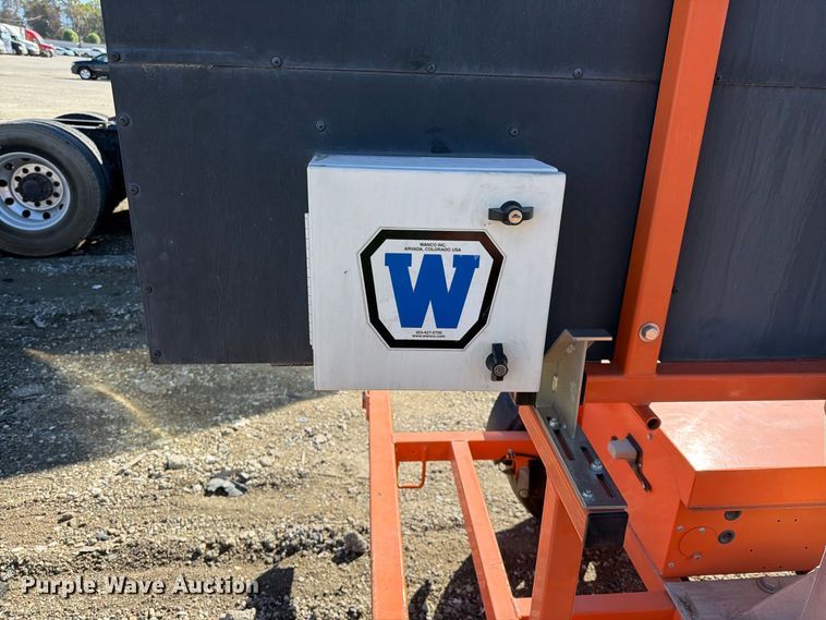 image for item YA4676 (2) 2020 Wanco WVT3 message board trailers