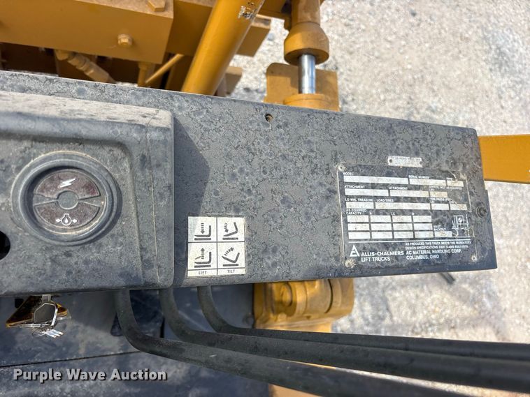 image for item YA4681 2010 Allis-Chalmers C40 forklift