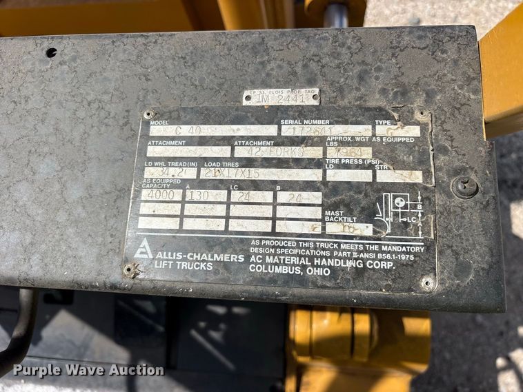 image for item YA4681 2010 Allis-Chalmers C40 forklift