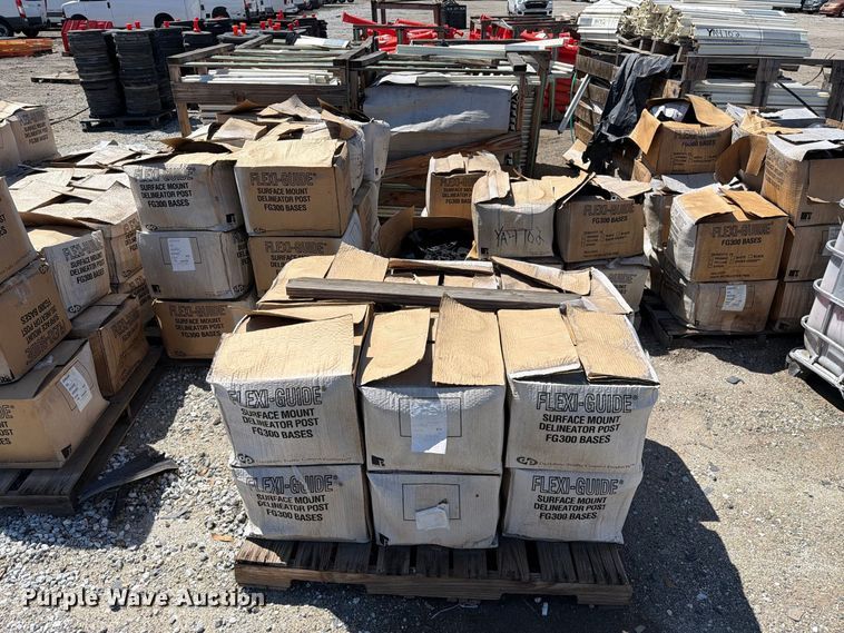 image for item YA4696 Safety cones