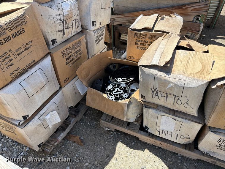 image for item YA4696 Safety cones
