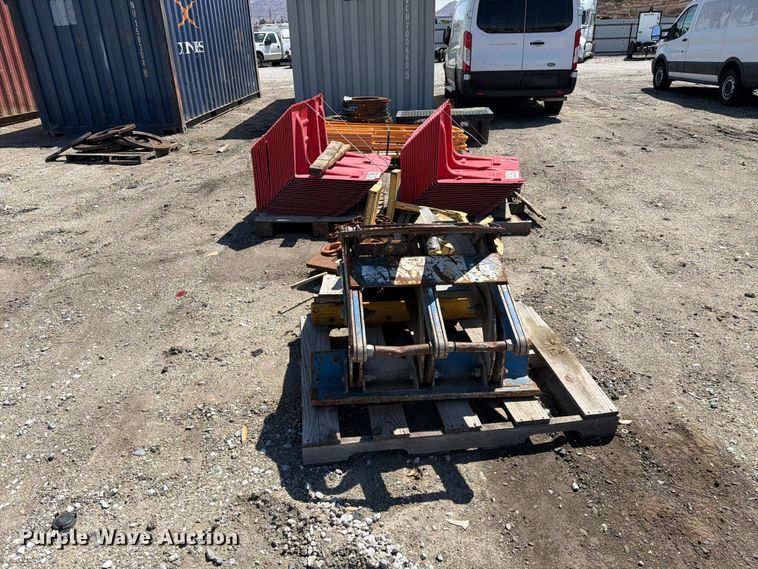 image for item YA4700 Kenco KL12000 clamp