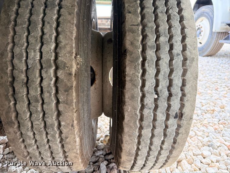 image for item YA4807 2015 Lucon 20T492CDULPL tilt deck equipment trailer