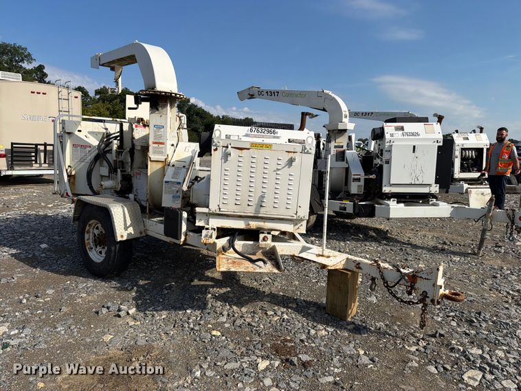 image for item YA4955 2016 Bandit 200UC wood chipper