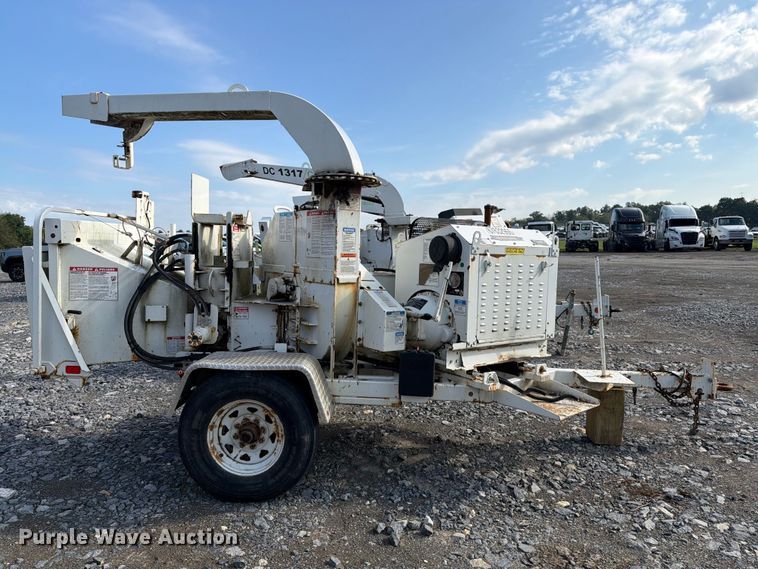 image for item YA4955 2016 Bandit 200UC wood chipper