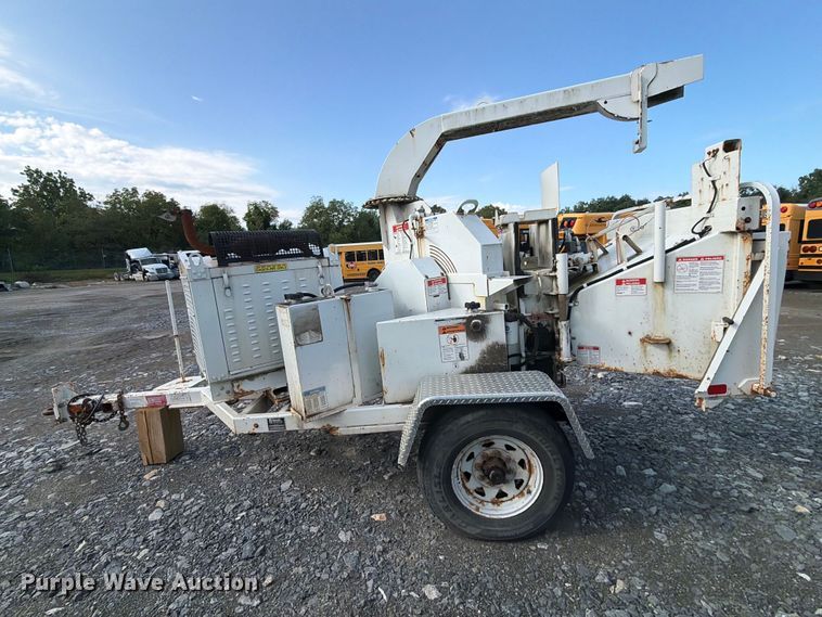 image for item YA4955 2016 Bandit 200UC wood chipper
