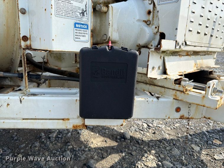 image for item YA4955 2016 Bandit 200UC wood chipper