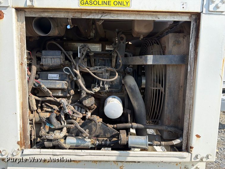 image for item YA4955 2016 Bandit 200UC wood chipper