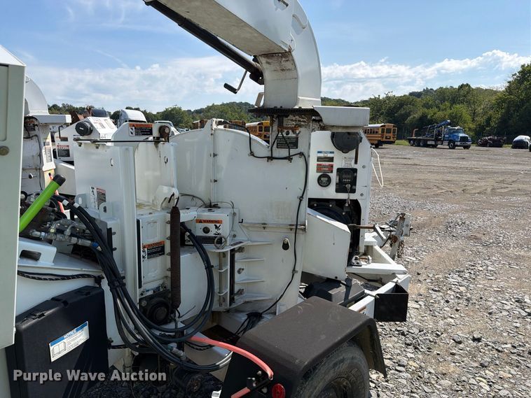 image for item YA4956 2019 Altec DC1317 wood chipper