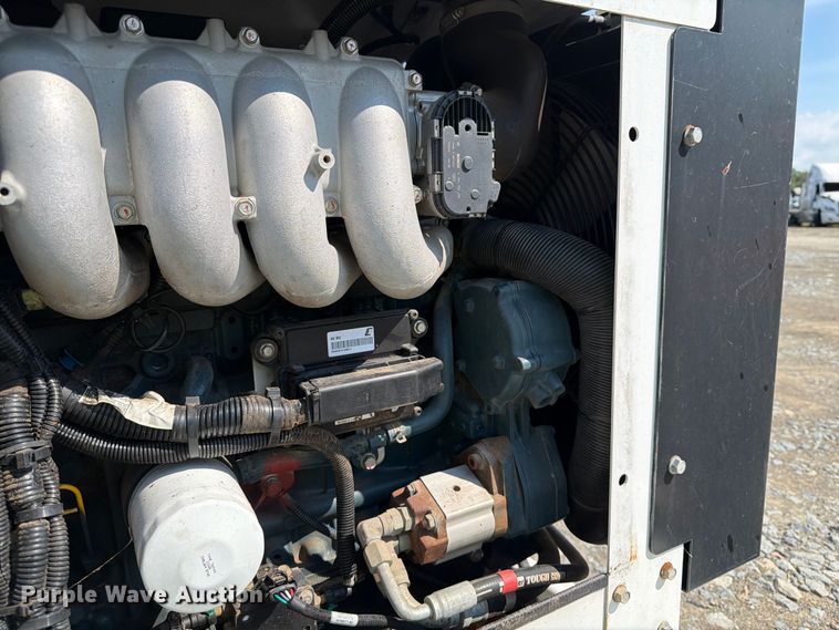 image for item YA4956 2019 Altec DC1317 wood chipper