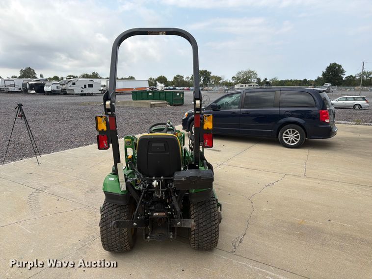 image for item YA5172 2021 John Deere 1023E MFWD tractor
