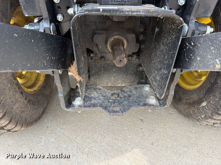image for item YA5172 2021 John Deere 1023E MFWD tractor