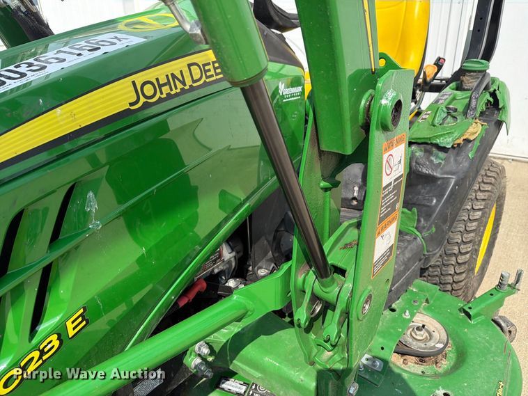 image for item YA5172 2021 John Deere 1023E MFWD tractor