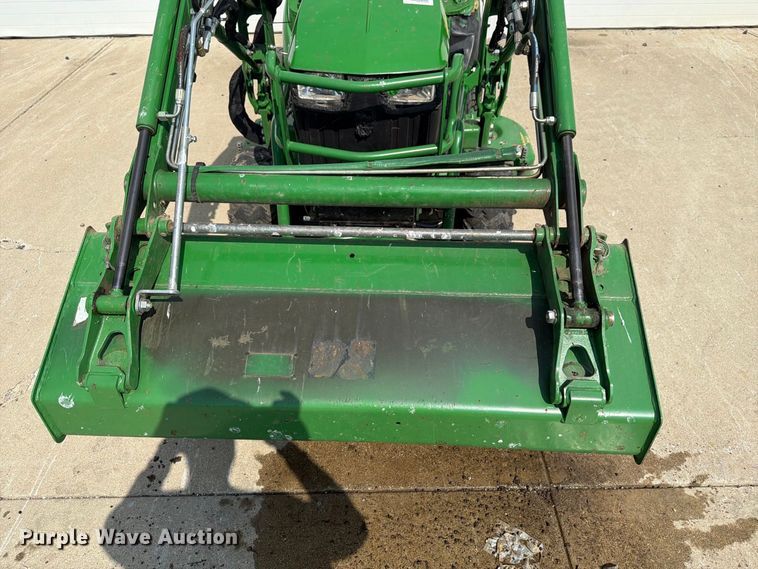 image for item YA5172 2021 John Deere 1023E MFWD tractor