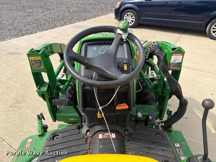 image for item YA5172 2021 John Deere 1023E MFWD tractor