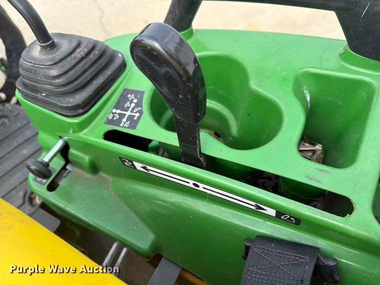 image for item YA5172 2021 John Deere 1023E MFWD tractor