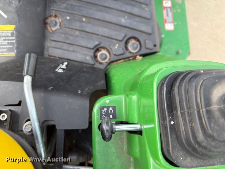 image for item YA5172 2021 John Deere 1023E MFWD tractor