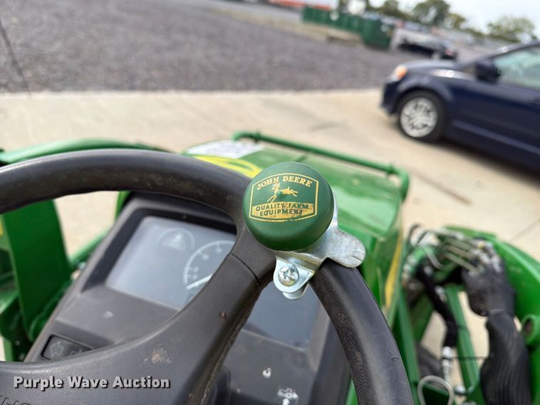 image for item YA5172 2021 John Deere 1023E MFWD tractor