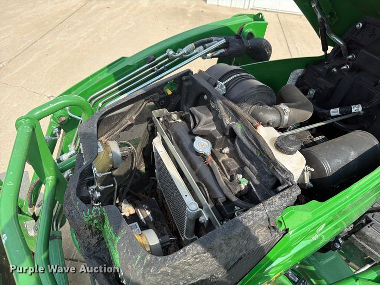image for item YA5172 2021 John Deere 1023E MFWD tractor