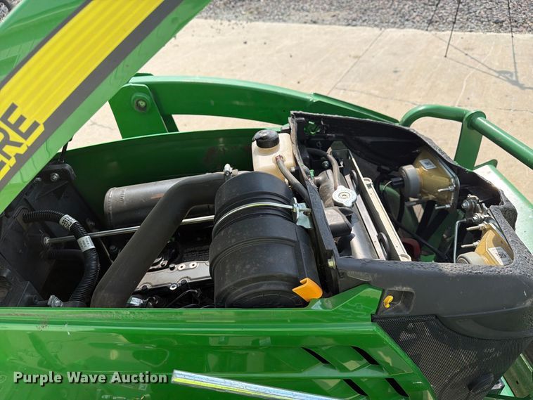 image for item YA5172 2021 John Deere 1023E MFWD tractor