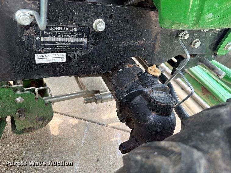 image for item YA5172 2021 John Deere 1023E MFWD tractor