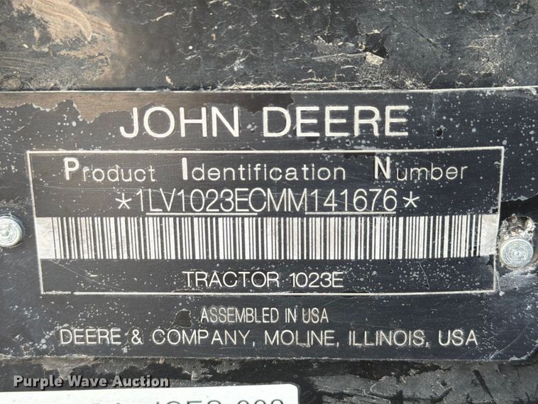 image for item YA5172 2021 John Deere 1023E MFWD tractor
