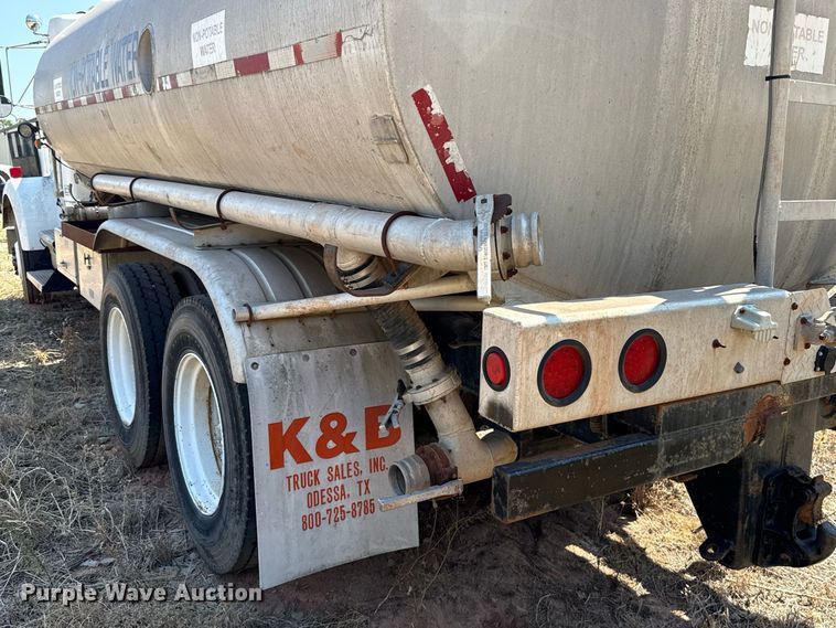image for item DE6567 1986 Kenworth W900 tank truck