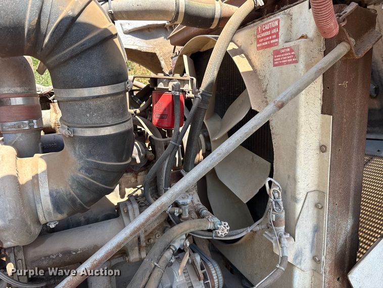 image for item DE6567 1986 Kenworth W900 tank truck